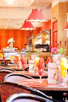 Tomassi's Restaurant & Ice-cream Shop