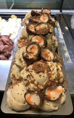 Tootsies Ice Cream Parlour And Coffee Shop