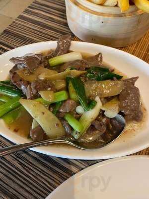 Fu's Cantonese Restaurant