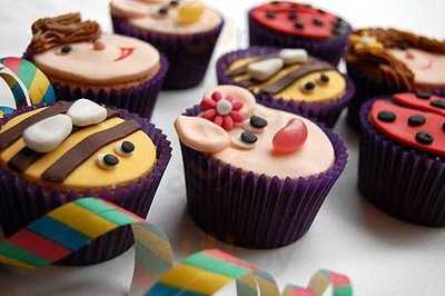 Mimi's Coffee And Dessert Lounge