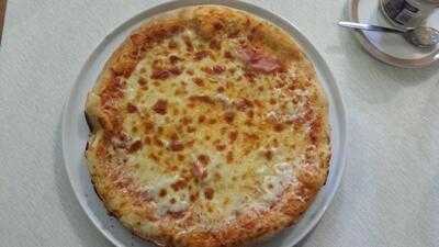 Milton Cafe & Fat Joe's Bistro