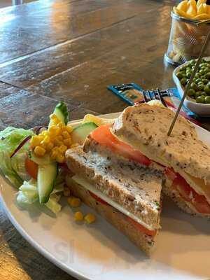 Franco's Cafe & Restaurant