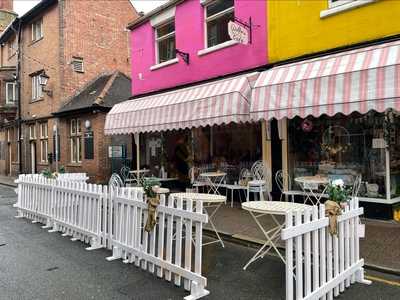 Walkers On Wesley Street