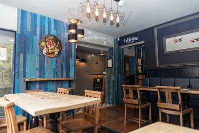 The Lamb & Flag Inn And Restaurant