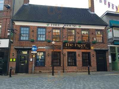 The Piper Art Bar