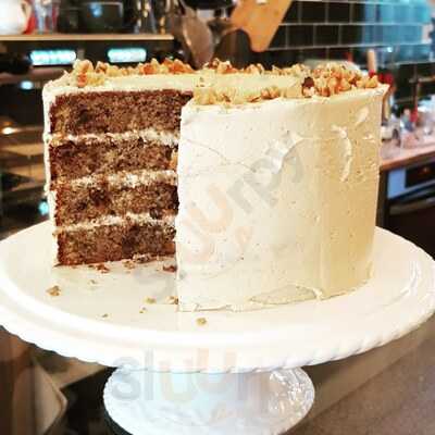 The Incredible Cake Company