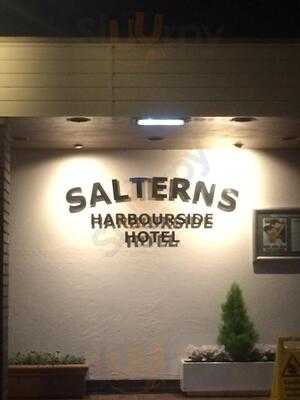 Spinnakers At Salterns Hotel