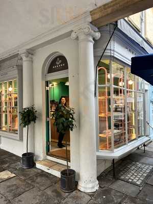 Mokoko Coffee, Abbey Churchyard