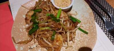 Giggling Squid - Windsor