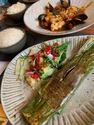 Giggling Squid - Windsor