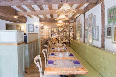 Giggling Squid - Windsor