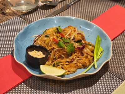 Giggling Squid - Windsor