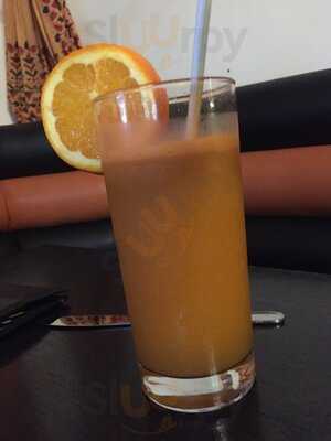 Lilo Newport Grill House And Juice Bar