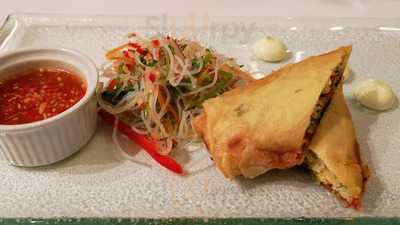 Lairhillock Inn & Crynoch Restaurant