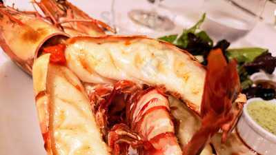 Lairhillock Inn & Crynoch Restaurant