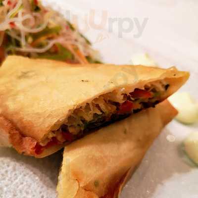 Lairhillock Inn & Crynoch Restaurant