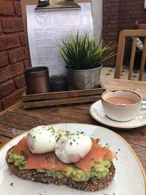 Elephant & Bun Delicatessen