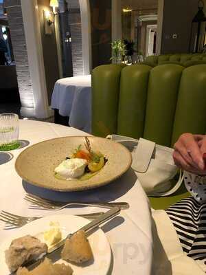 The Dining Room At Chewton Glen