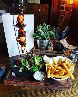 The Boat Club & Tomahawk