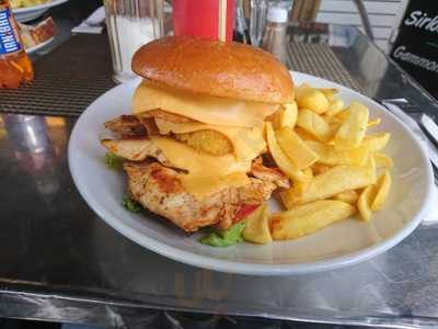 The Pier Arches Cafe