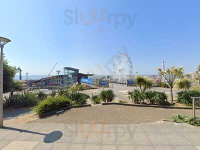 The Pier Arches Cafe