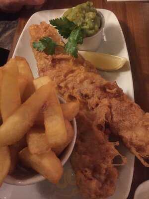 Cellars Restaurant At Bear Hotel