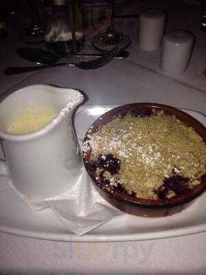 Cellars Restaurant At Bear Hotel