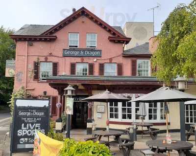 George & Dragon Table Table