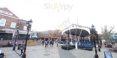 Caffe Nero - Golden Square