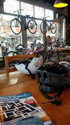 Mecycle Cafe & Bike Workshop