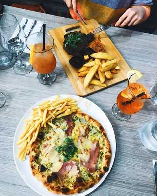 Flame Bar & Restaurant