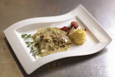 Aspire Restaurant And Bar