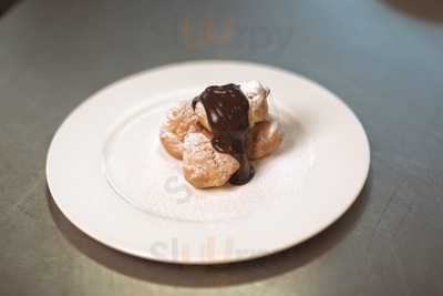 Aspire Restaurant And Bar