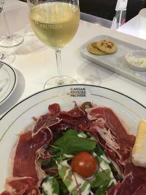 Caviar House & Prunier Seafoodbar Heathrowt2