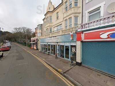 Cadwaladers - Barry Island