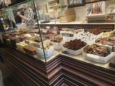 Leonidas Chocolate Cafe