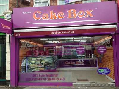 The Eggfree Cake Box