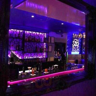 South Beats Cocktail Bar & Lounge