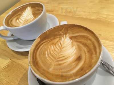 Butterfingers Sandwich Bar