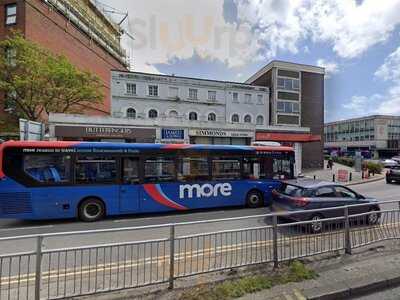 Butterfingers Sandwich Bar