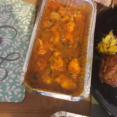 Tandoori Hut Takeaway