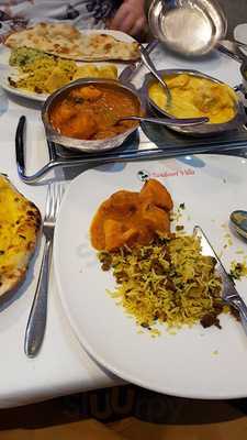 Tandoori Villa