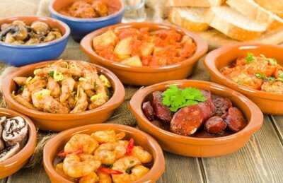 Bar & The Boardroom Restaurant