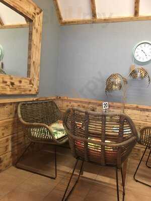 Vintage Retreat Tea Rooms