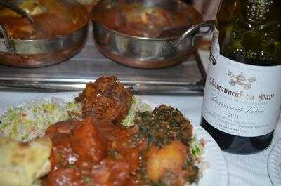 Jaaflong Tandoori Indian Restaurant