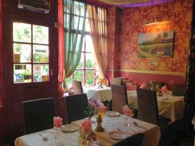 Jaaflong Tandoori Indian Restaurant