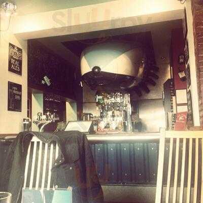 The Aviator Bar And Grill