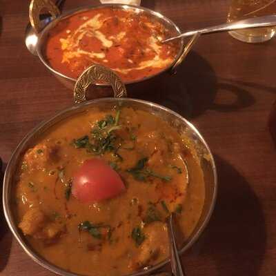 The New Horseshoe Bar & Grill