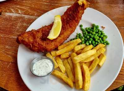 Hungry Horse - The Waterfront