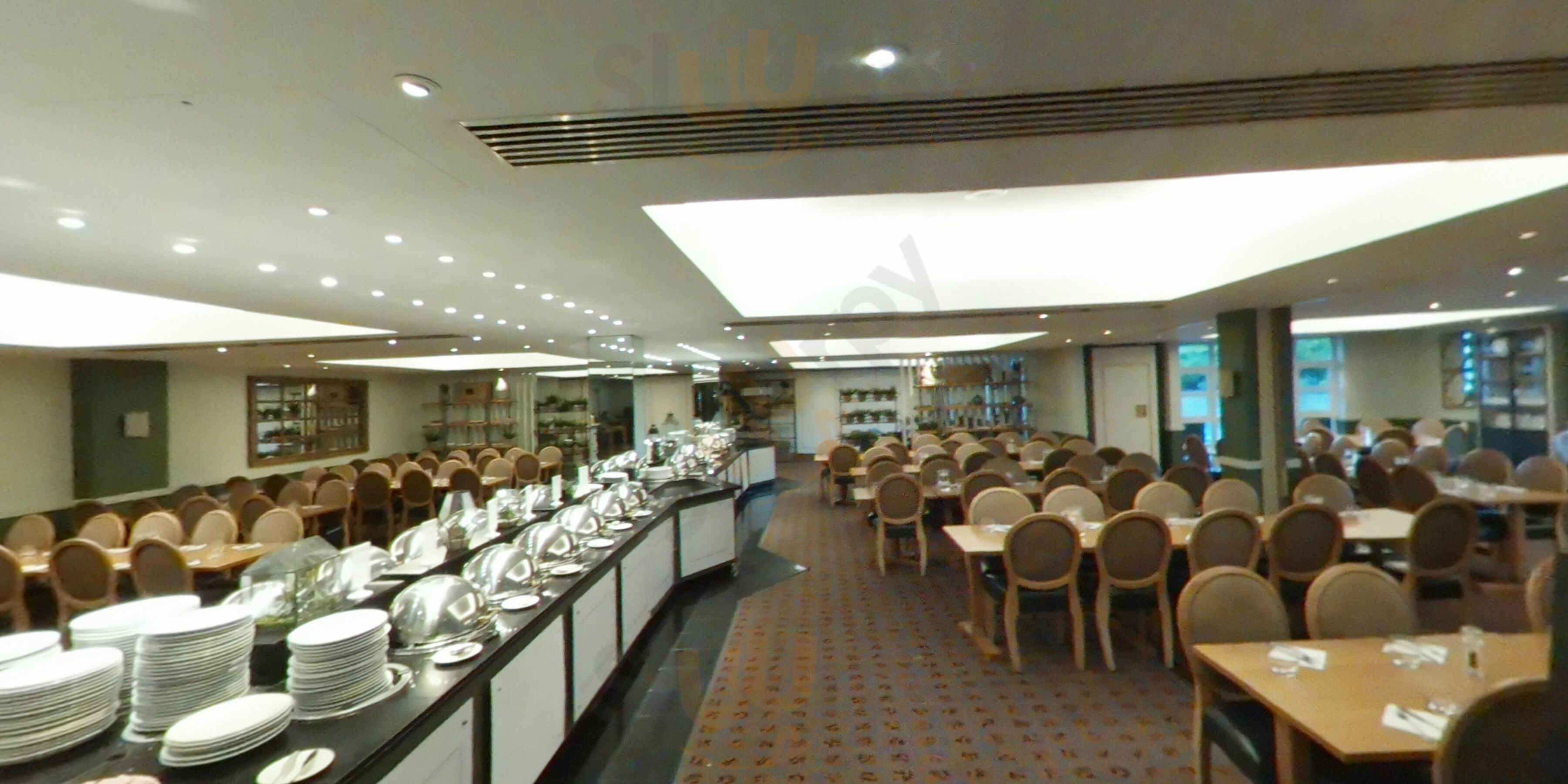 1705 Restaurant And Bar